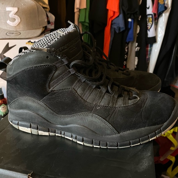 Jordan Stealth 10s - Picture 2 of 5